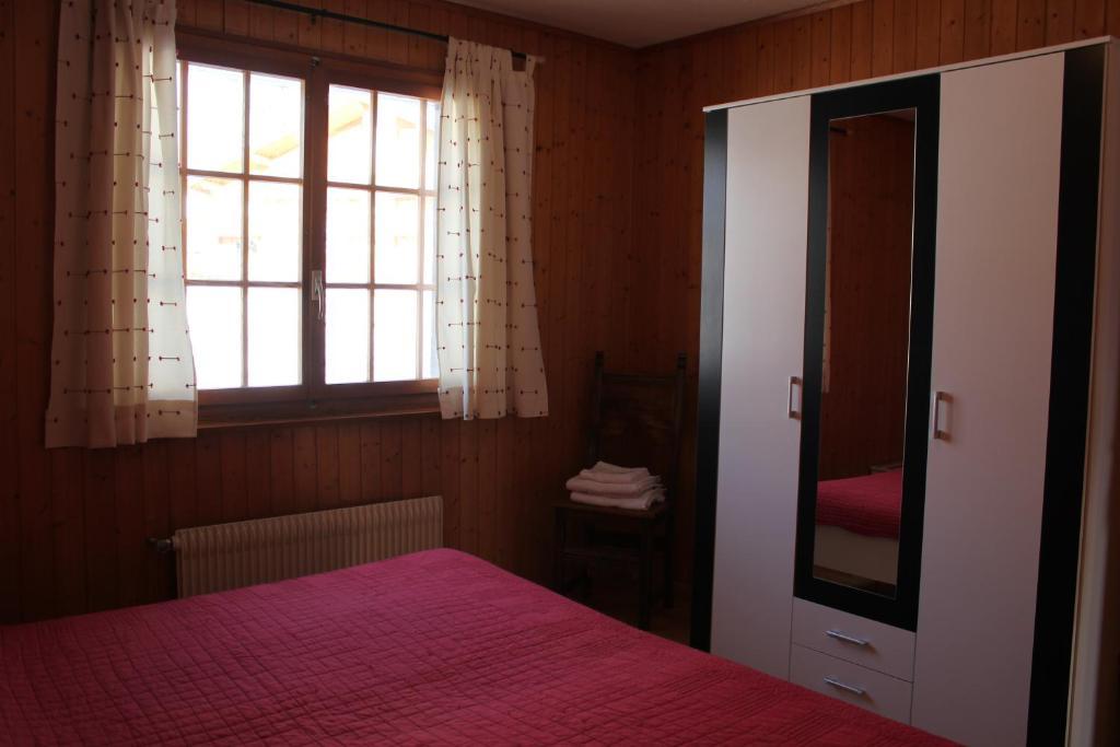 Petit Paradis Crans-Montana Rum bild